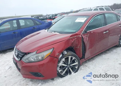 2017 Nissan Altima 2.5 Sr из США, поврежденный, VIN 1N4AL3AP1HC153835